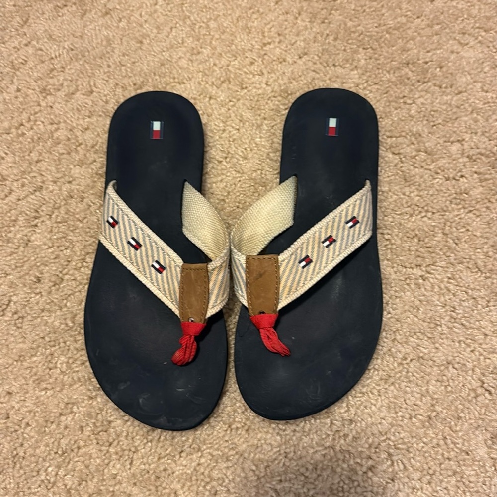 Tommy Hilfiger flip flops
